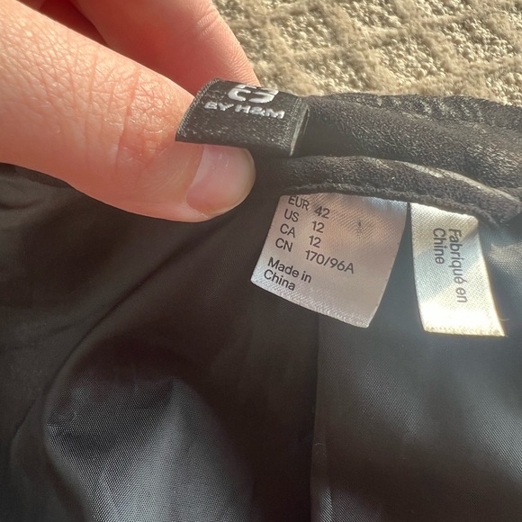 Fringe vest - Picture 2 of 2